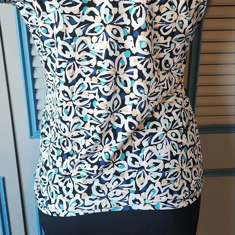 Dress Barn Blue & White Floral Shirt - Picture 10 of 12